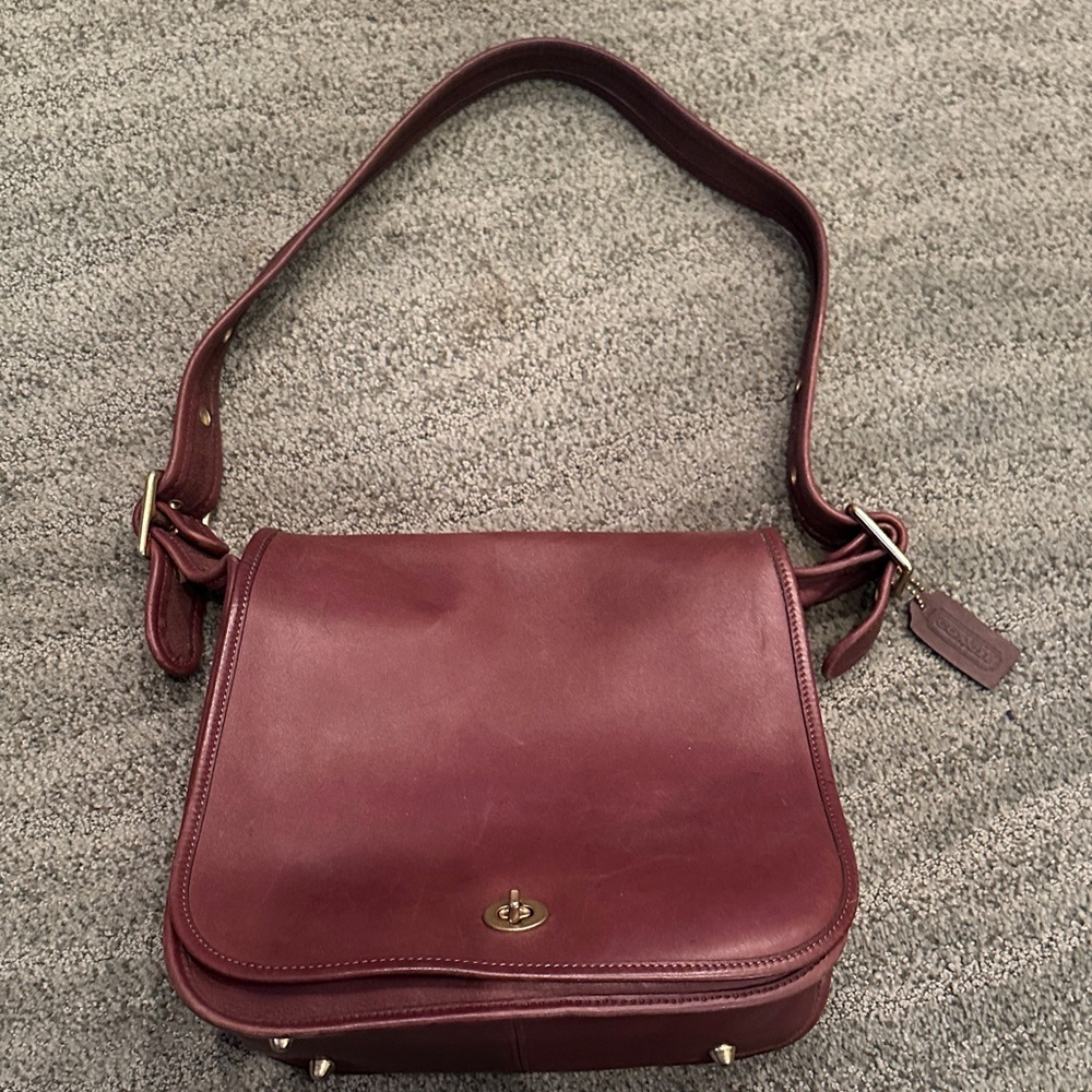 Vintage Coach Burgundy Leather Shoulder Bag